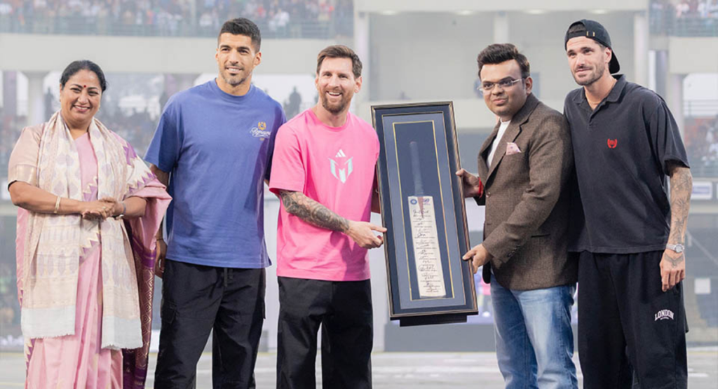 Jay Shah gifts Messi India No.10 jersey
